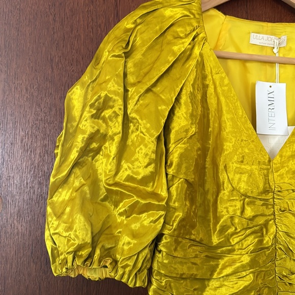 ULLA JOHNSON
Vera Shiny Puff-Sleeve Top. Size XS - Picture 9 of 15